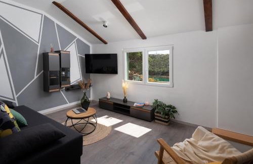 Green House - Photo 34