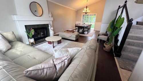 Bright & Spacious 5BR Modern Vacation Home - Near Disneyland & Beaches - Foto 4