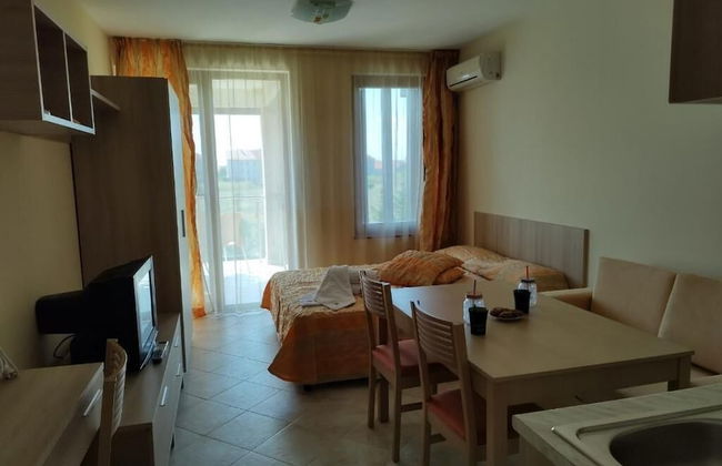 July Morning Seaside Resort - Photo 5