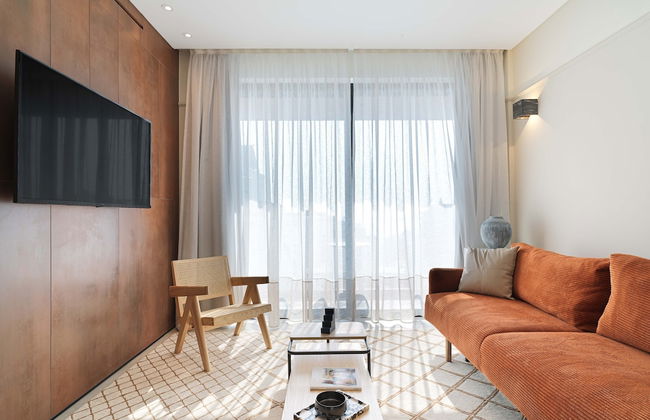 LIV Mackenzie Beach Suites - Foto 1