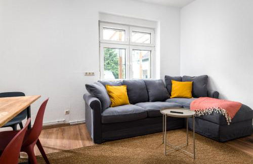 Ruhig Hell Wohnen im Grünen in Köpenick füßläufig zum Wasser 25min bis Flughafen - Foto 2