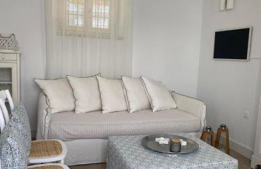 Halki Sea Breeze - a waterfront villa - Foto 8