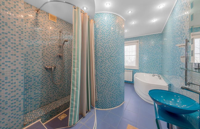 InnHome Apartments on Vorovskogo 36b - Photo 34