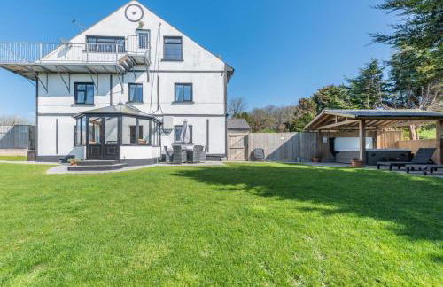 Pembrokeshire Near Beach With A Hot Tub - Foto 12