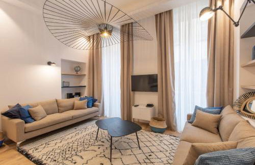 COURS SALEYA Renovated 3 Bedrooms 1 min to Beach Air Conditioning - Foto 45