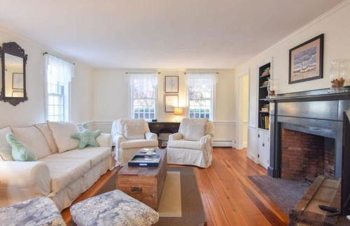 Heart of Brewster 5 Miles to Beach - Photo 4