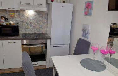 APARTMAN OAZA ZAGREB 42 m2 with Free Parking Self Check-in - Photo 35