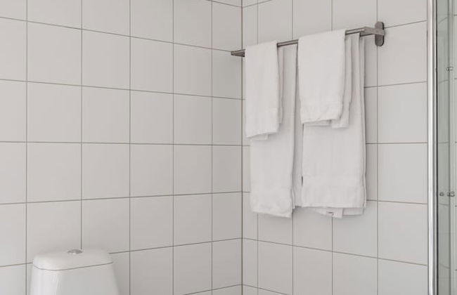 Waterfront Cabins - Photo 57