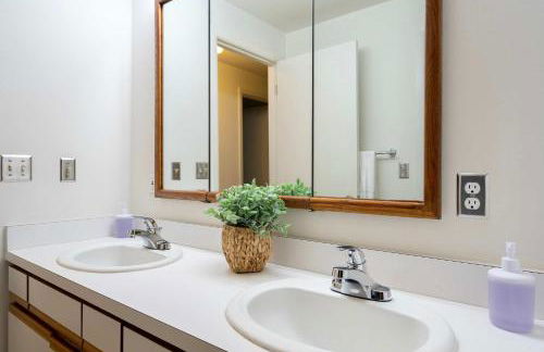 Redmond Pet friendly Home in 2 Acres Horse Barn - Foto 19