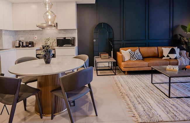 Aya - Modern 1BR Apartment with Balcony in Rahaal 2 - Foto 13