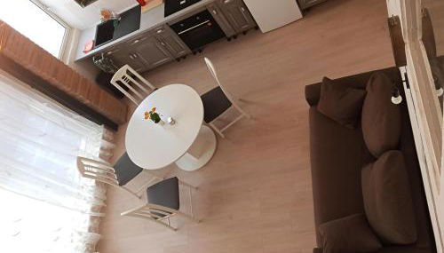 Appt climatisé, 4 à 6 couchages Tarn, Albi, Gaillac, Cordes, Wifi gratuit, boîte à clés, proche commodités et gare routière - Foto 4