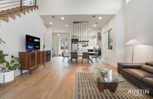 Luxurious Modernism with Private Hot Tub and Garage - Foto 1