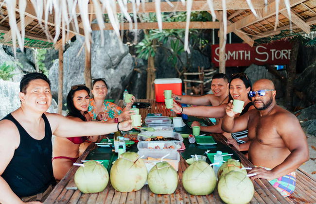 Coron Private Yacht Tour - Foto 4