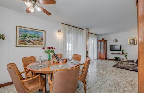 Above The Sea - Foto 65