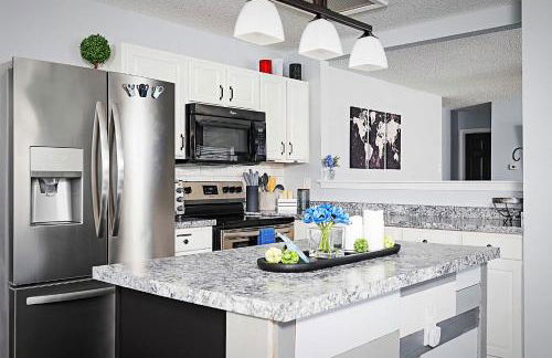 The Cozy Charcoal Cottage - with Garage - Family Friendly - Foto 2