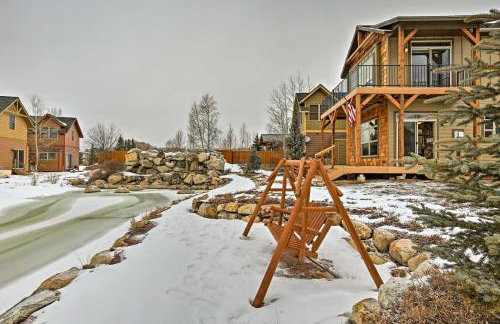 Fish, Hike and Ski Riverfront Granby Cabin! - Foto 35