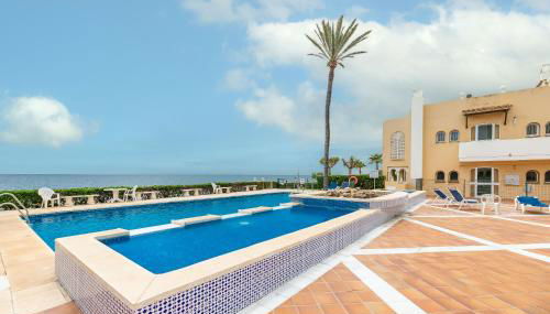 Estepona Beach Apartment - Photo 2