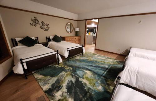 The Gathering Place! Sleeps 24, Lakeview, Game room - Foto 39