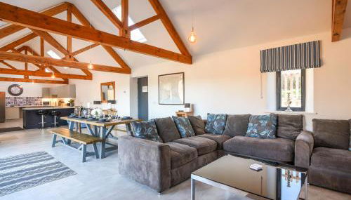 The Stables - Photo 3