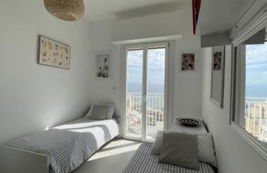 Spectacular sea view - 3 minutes walk from the sea - Foto 12