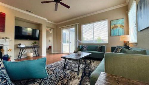 One Story Pet & Family Friendly Fireplace - Foto 2