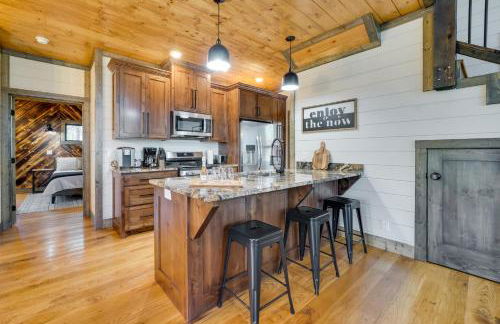 Serene Broken Bow Cabin with Hot Tub and Fire Pit! - Photo 7