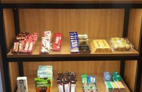 FLAT EXCLUSIVO DENTRO DO HOTEL RAMADÃ - Eixo Monumental - Foto 15