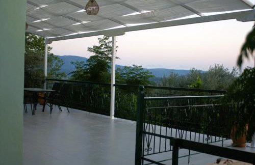 Sunset House - Photo 2