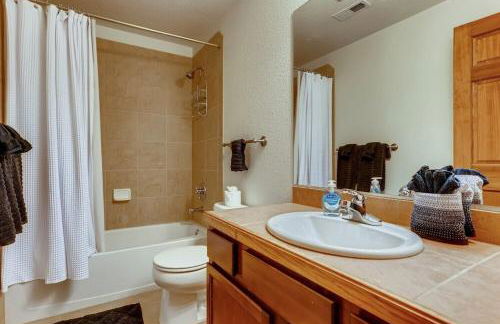 Cozy Mountain House Perfect for Relaxing - Puma's Den - Foto 10