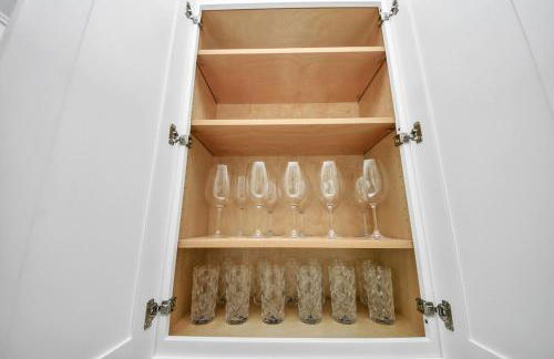 3Bdr 6Beds in Ellegant Home with Rooftop Lounge and SkylineView - Foto 37