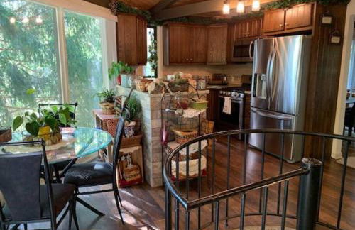 Round Cabin - 5 Min to Bedford PA - Deck - Hike- Golf - Photo 6