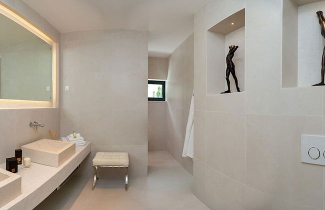 Luxury Villa Silent with Infinity Pool - Foto 49