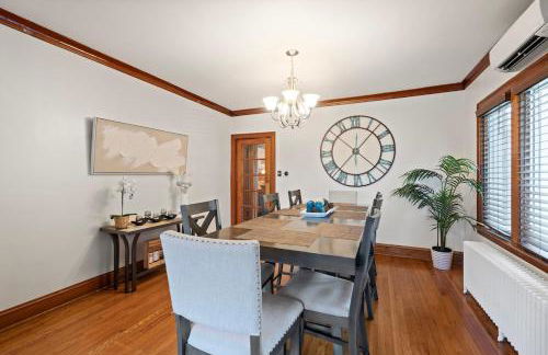 Gold Coast Oasis 2BR Home Near Airports, Game Room, FirePit - Foto 16