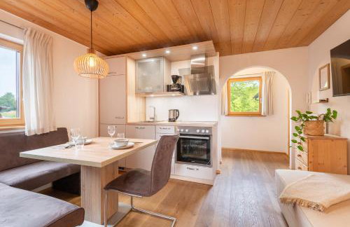 Best Butler: Studio Apartment *Balkon*Küche*Parken - Foto 1