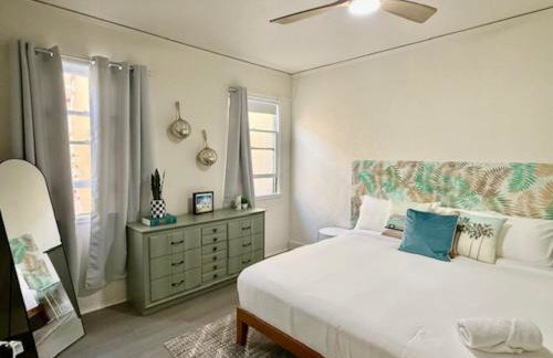 At Hermosa Ave and Pier ave- B - Foto 11