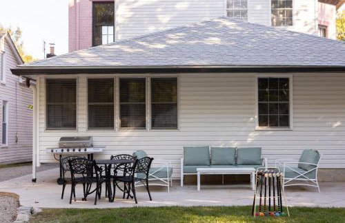 Blushing Pink Manor! Off Frankfort Ave! 8 BR! - Foto 57