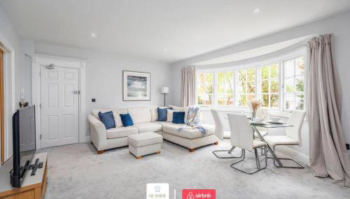 Treeside Place l Seaside Escapes Short Lets & Serviced Accommodation - Foto 2