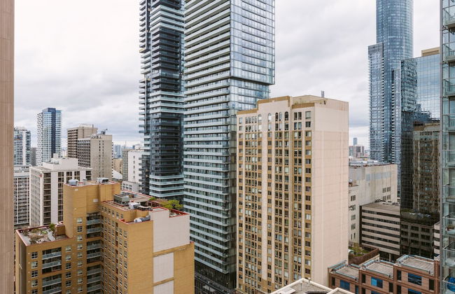 Quickstay - Luxurious 2-Bedroom Condo, Heart Of Toronto - Photo 39