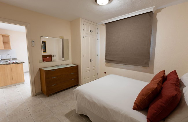 Ramada Hotel & Suites by Wyndham Costa del Sol - Foto 138