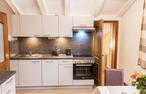 Villa Relax - Ferienwohnungen & Hallenbad & Relaxgarten - Foto 23