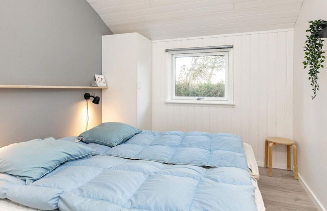 8 Person Holiday Home in Hals - Photo 2