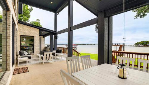 Hot Tub, Fire Pit! High-End Cedar Creek Lake Haven - Foto 5