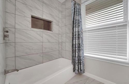 Serene Deck 10 Mins Garland City Square - Foto 25