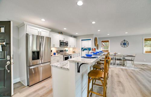 Beautiful Kentucky Lake Getaway with Dock and Deck! - Foto 12