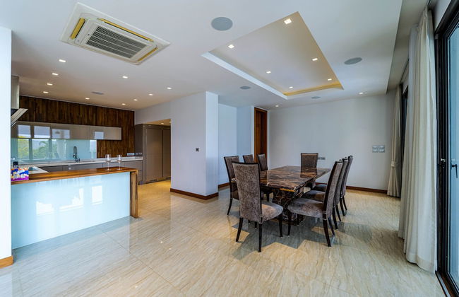 Luxury Mansion On Golf Course - BMG5 - Foto 47