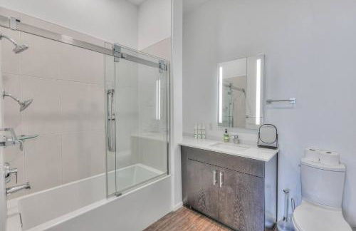 Amazing Downtown Condo w Pool Free Parking 104 - Foto 13