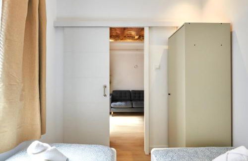 Vibrant and modern apartment - Foto 16