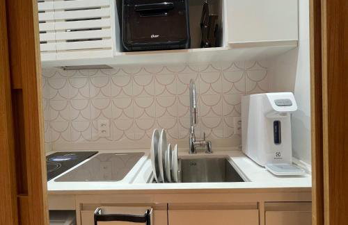 Design Apartment in Leme, Stone Wall, 2' from the Beach - Photo 2