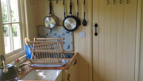 Beeches Shepherd Hut - Photo 5