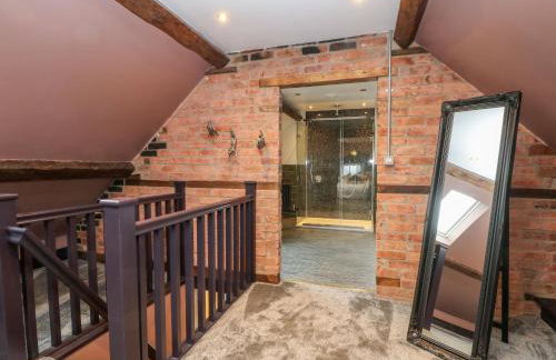 HollyDale - Photo 33